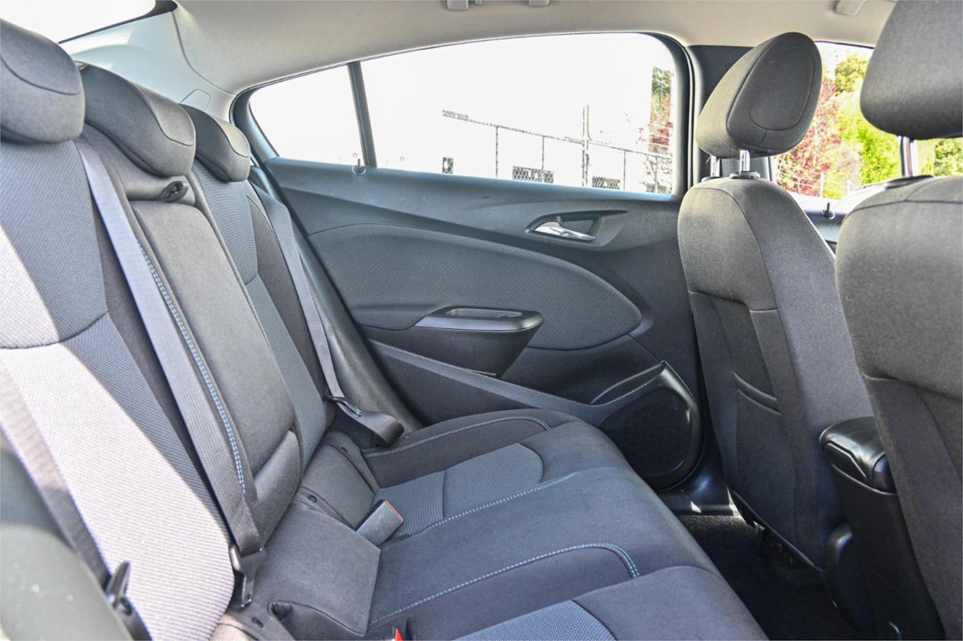 2017 Holden Astra Ls, Automatic, 86405 km, Photo 18