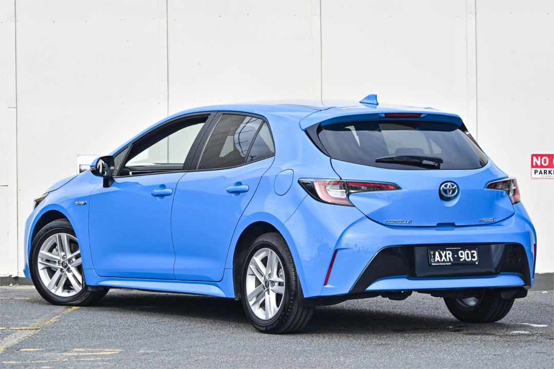 2018 Toyota Corolla Ascent Sport Hybrid, Manual, 109198 km, Photo 2