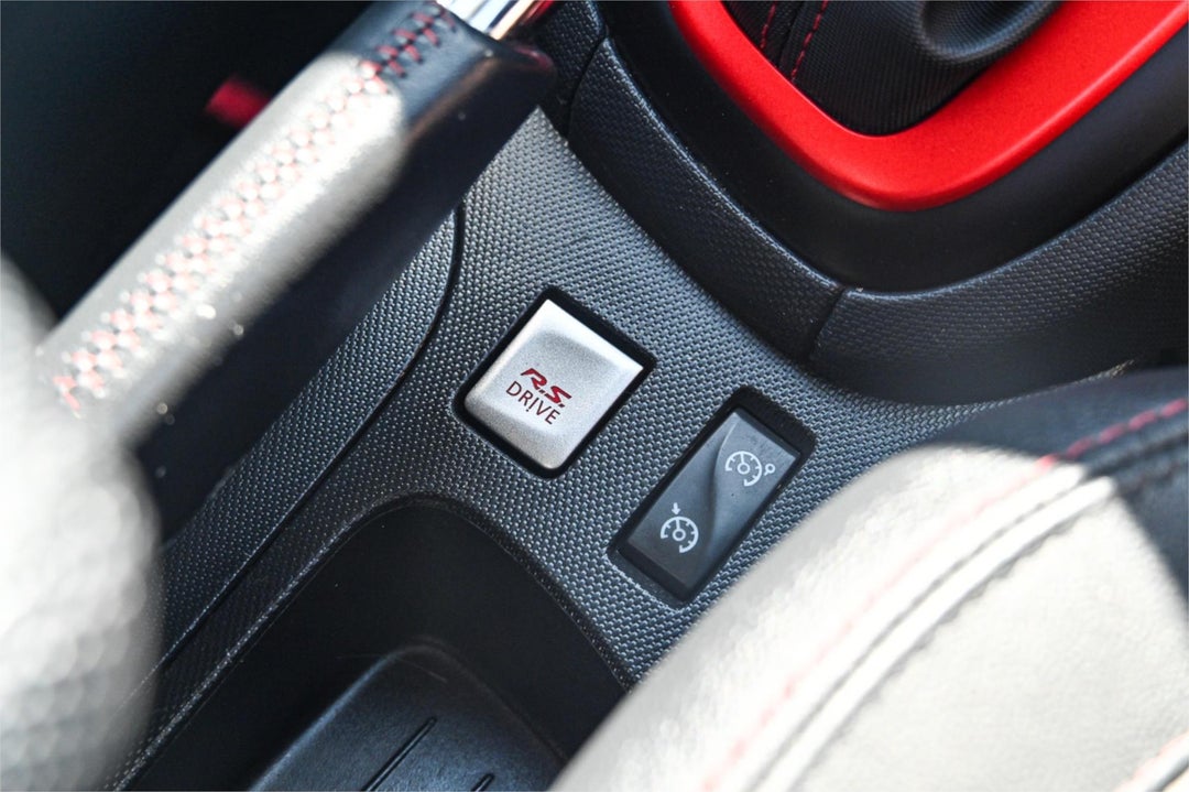 2015 Renault Clio R.s. 200 Cup, Automatic, 150167 km, Photo 14