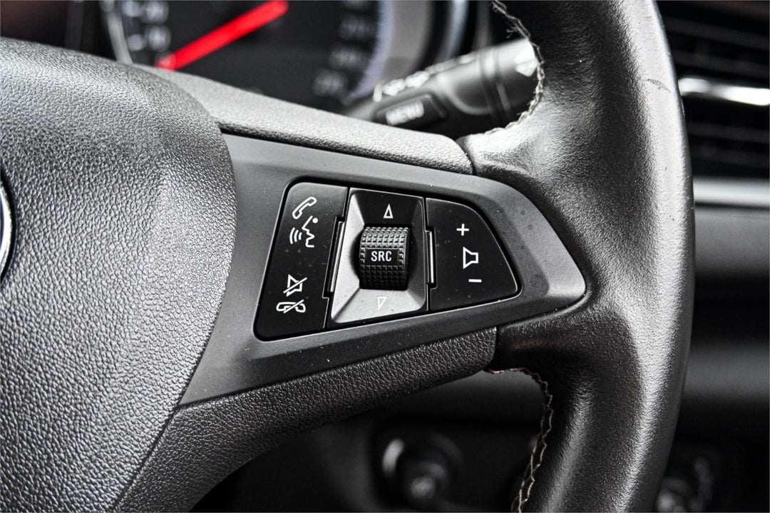 2019 Holden Commodore Lt, Automatic, 99097 km, Photo 12