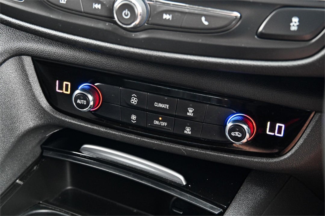 2019 Holden Commodore Lt, Automatic, 99097 km, Photo 17