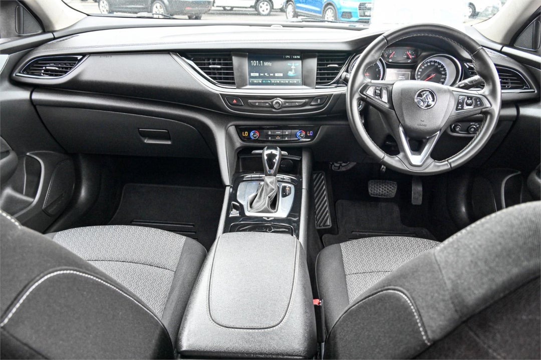 2019 Holden Commodore Lt, Automatic, 99097 km, Photo 10