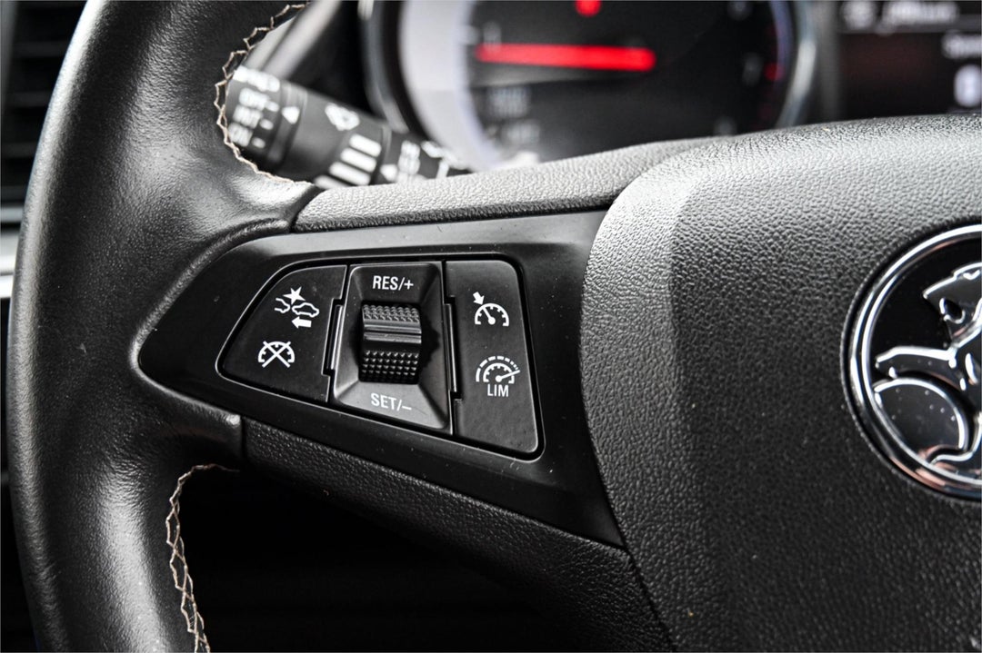 2019 Holden Commodore Lt, Automatic, 99097 km, Photo 11