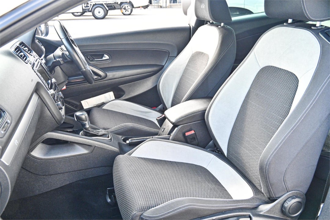 2012 Volkswagen Scirocco R, Automatic, 181799 km, Photo 16