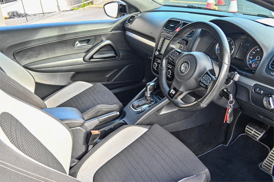 2012 Volkswagen Scirocco R, Automatic, 181799 km, Photo 7