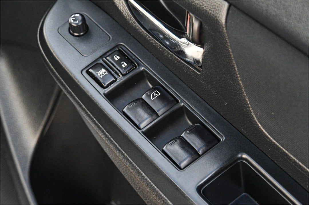 2013 Subaru Impreza 2.0i-l, Manual, 173608 km, Photo 16