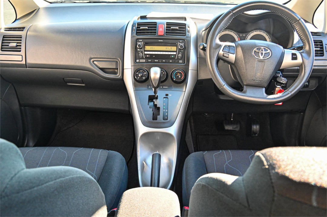 2010 Toyota Corolla Ascent, Automatic, 111945 km, Photo 7