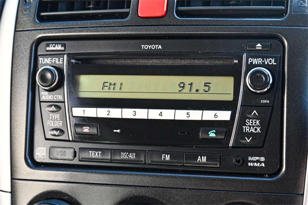 2010 Toyota Corolla Ascent, Automatic, 111945 km, Photo 13