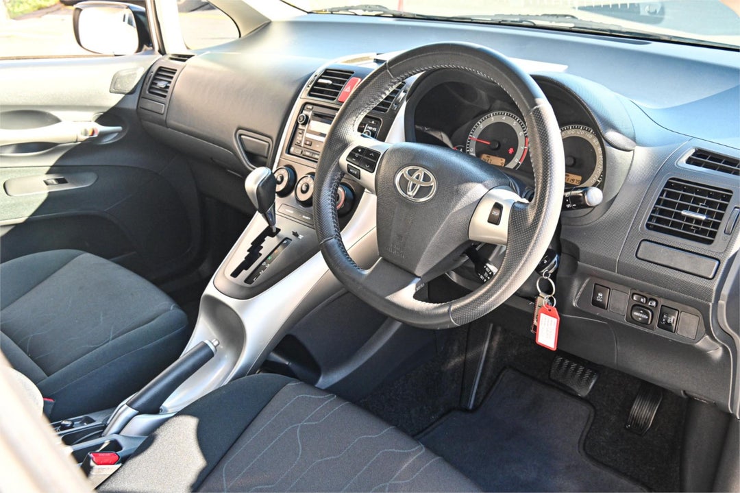2010 Toyota Corolla Ascent, Automatic, 111945 km, Photo 8