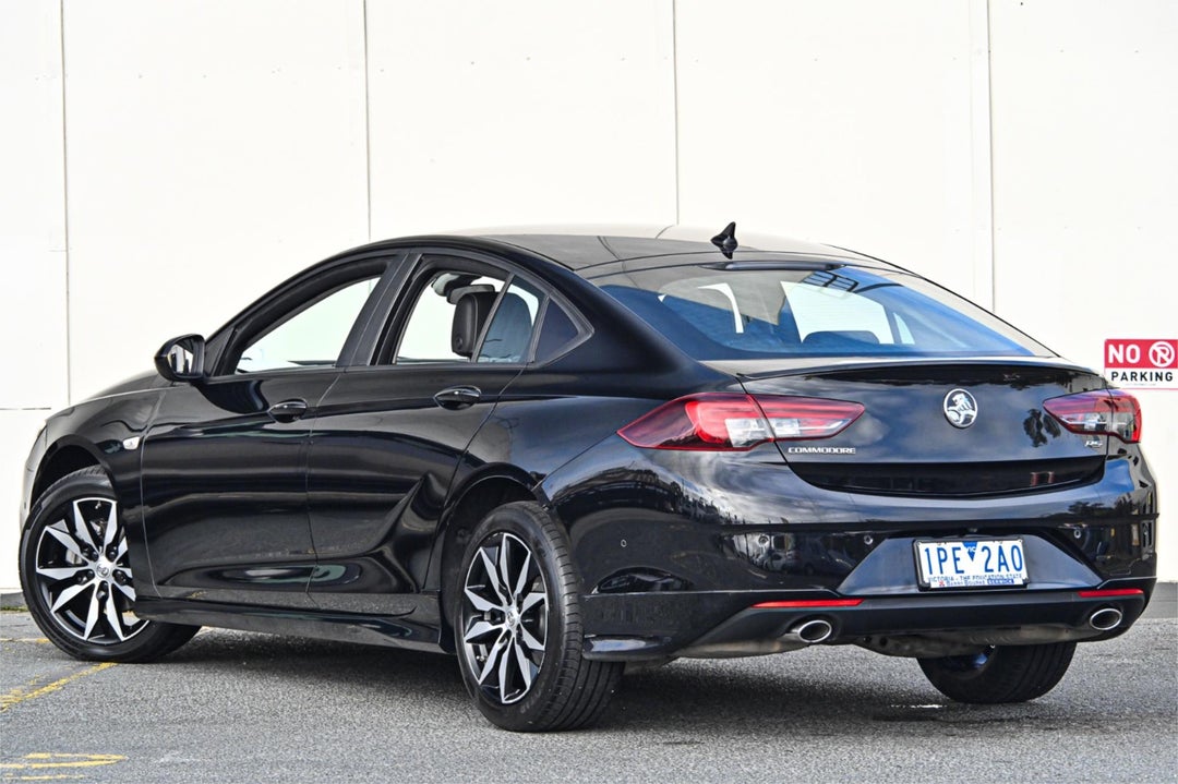 2019 Holden Commodore Rs, Automatic, 137925 km, Photo 2