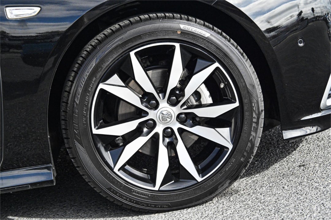 2019 Holden Commodore Rs, Automatic, 137925 km, Photo 5