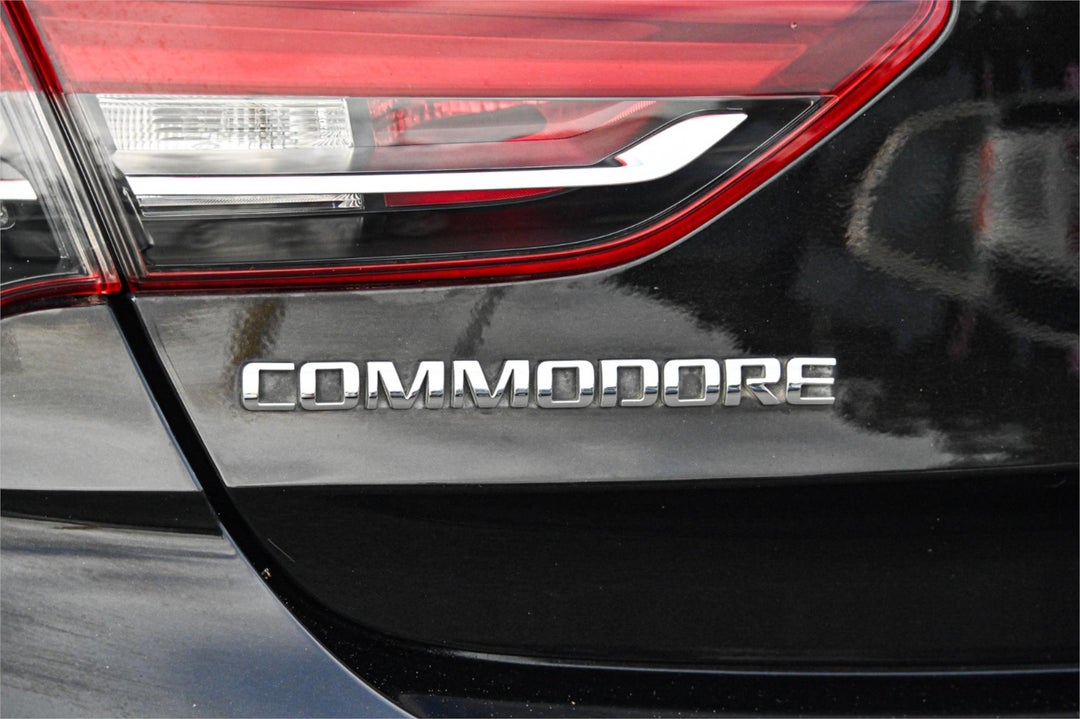 2019 Holden Commodore Rs, Automatic, 137925 km, Photo 4