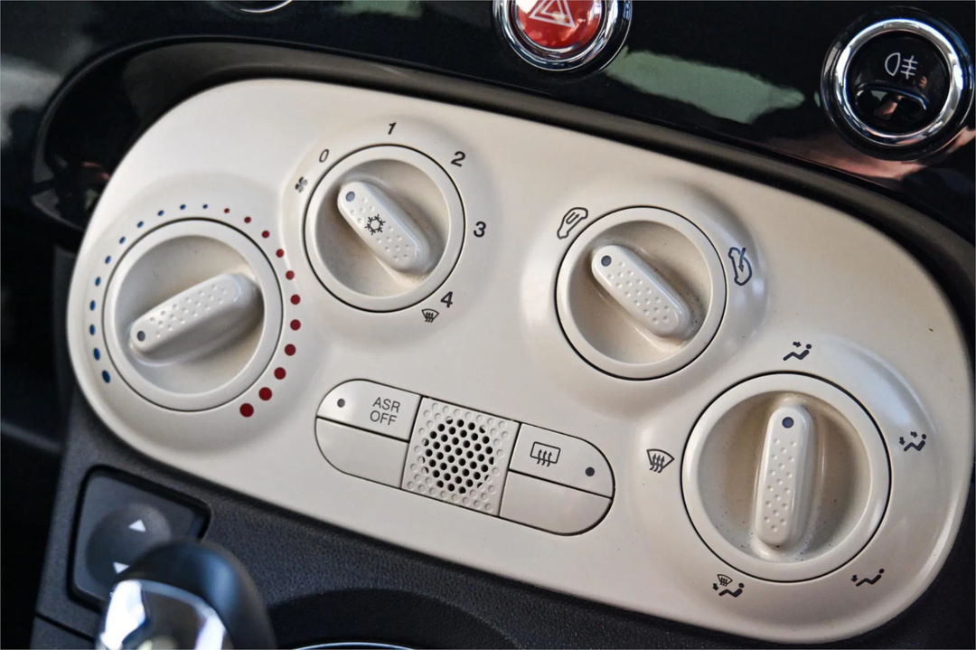 2014 Fiat 500 Pop, Automatic, 63720 km, Photo 4