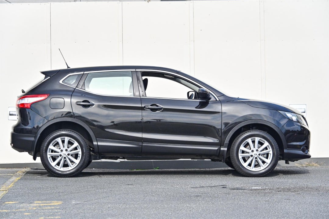 2015 Nissan Qashqai St, Manual, 138835 km, Photo 3