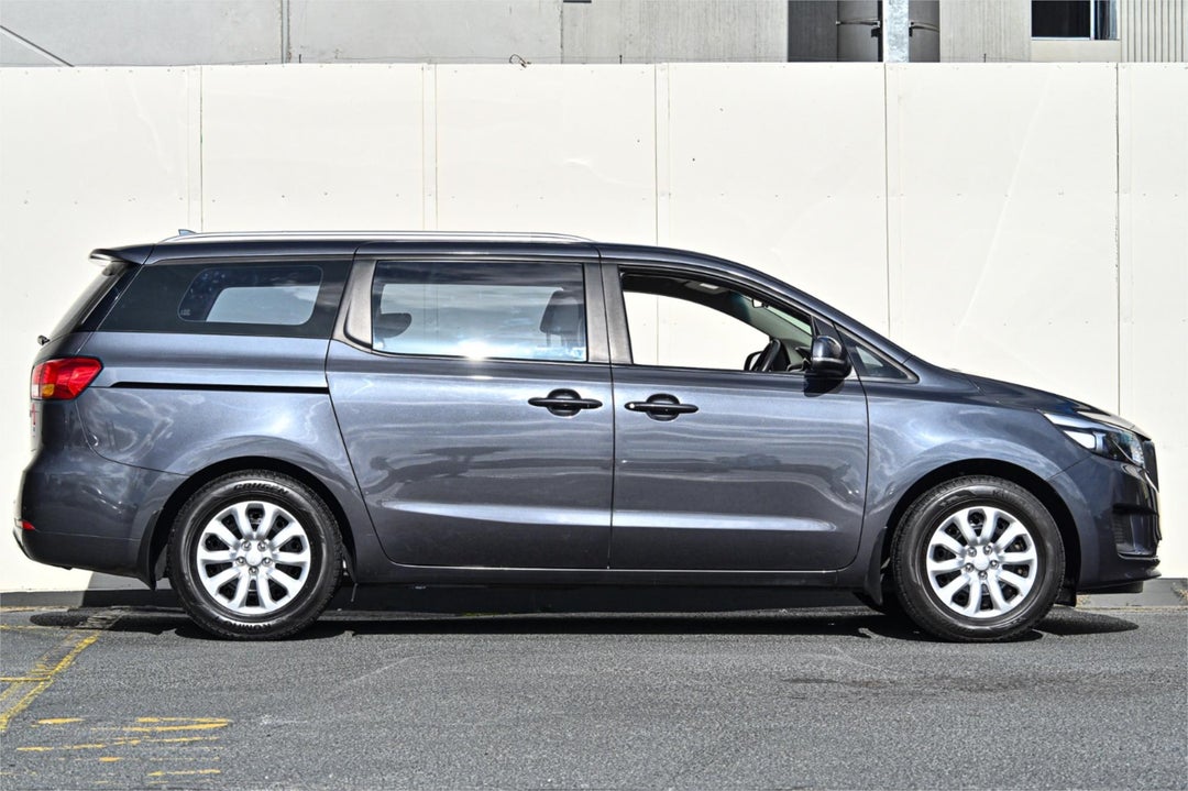 2016 Kia Carnival S, Automatic, 205588 km, Photo 3