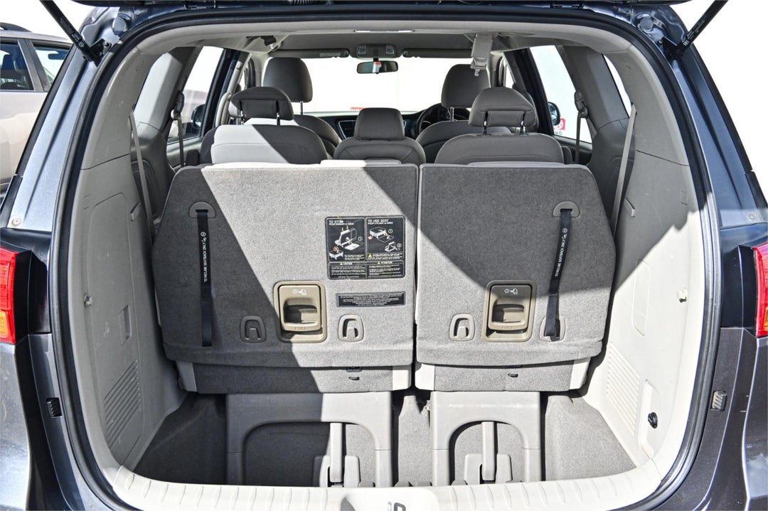 2016 Kia Carnival S, Automatic, 205588 km, Photo 19