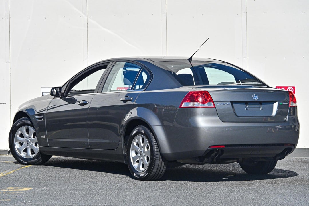 2012 Holden Commodore Omega, Automatic, 118413 km, Photo 3