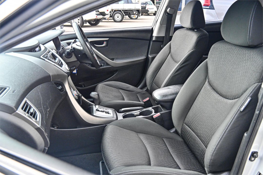 2011 Hyundai Elantra Active, Automatic, 127836 km, Photo 16