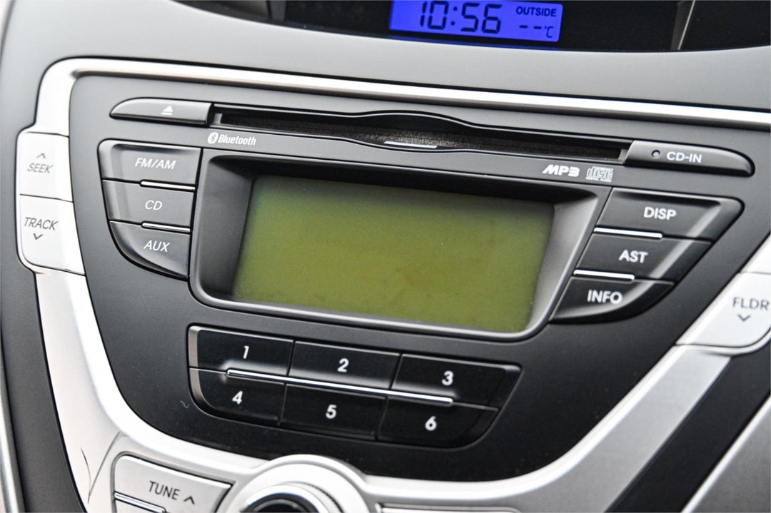 2011 Hyundai Elantra Active, Automatic, 127836 km, Photo 12