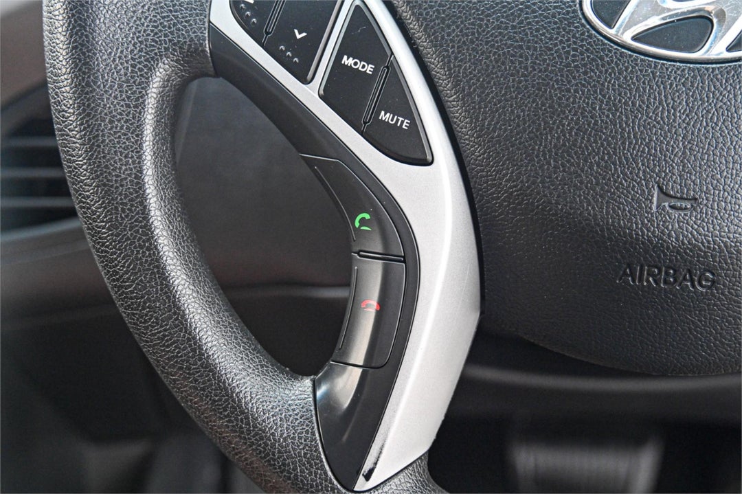2011 Hyundai Elantra Active, Automatic, 127836 km, Photo 10