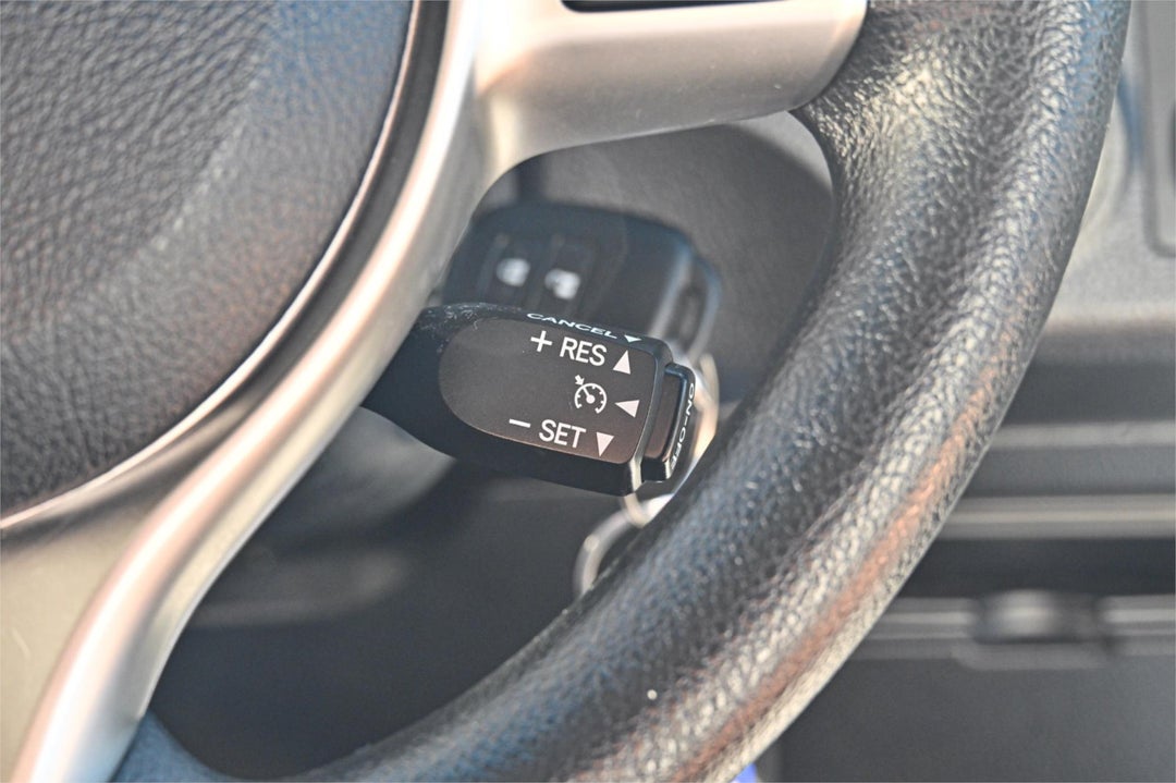 2015 Toyota Yaris Ascent, Automatic, 134078 km, Photo 8