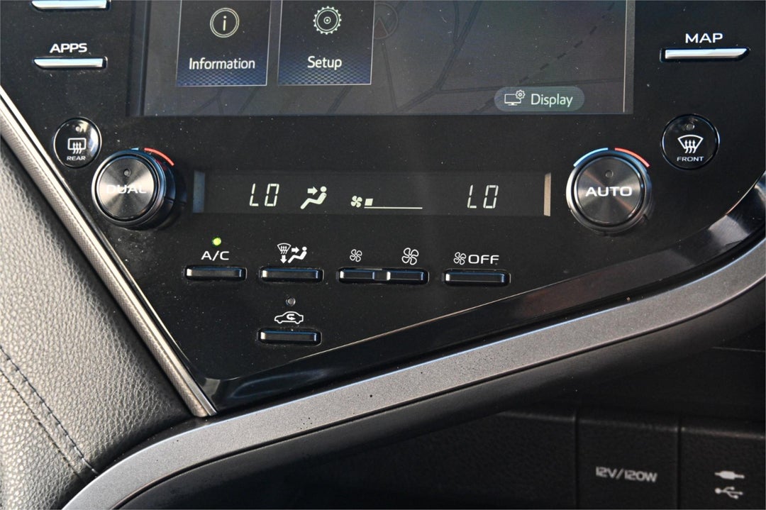 2019 Toyota Camry Sx, Automatic, 131555 km, Photo 16
