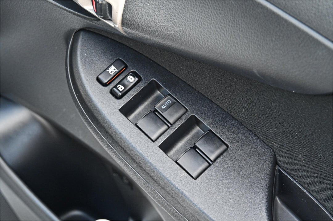 2008 Toyota Corolla Conquest, Automatic, 98617 km, Photo 14