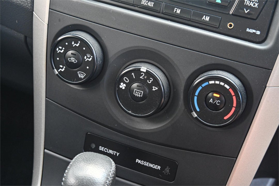 2008 Toyota Corolla Conquest, Automatic, 98617 km, Photo 13