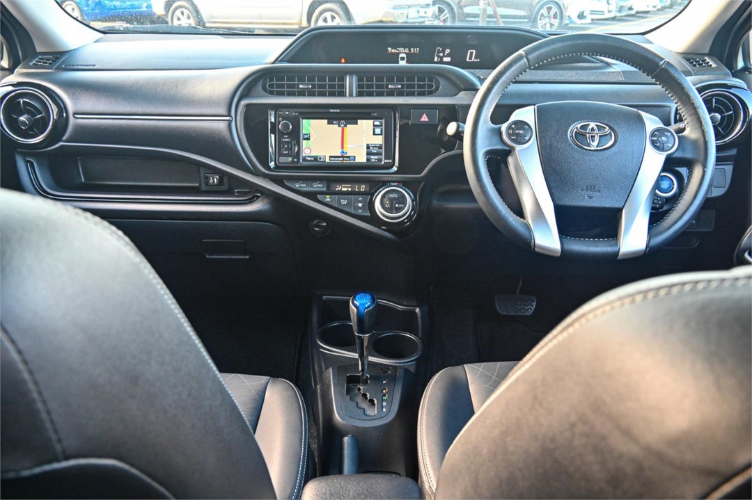 2016 Toyota Prius C I-tech, Manual, 57451 km, Photo 6