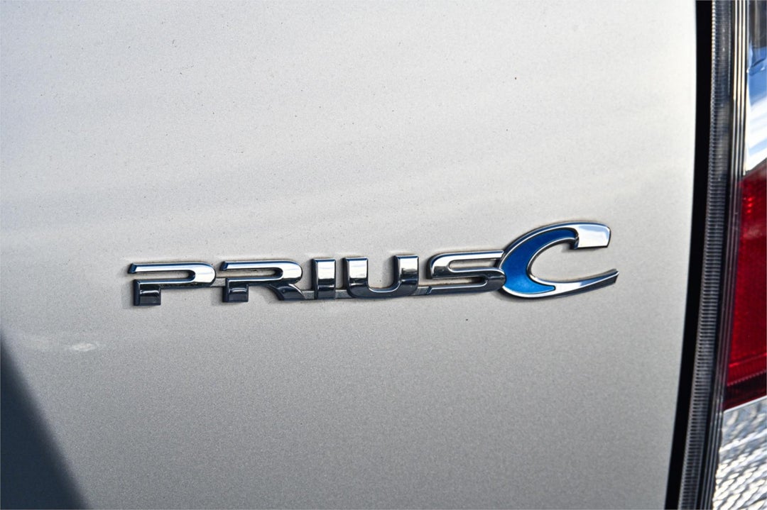2016 Toyota Prius C I-tech, Manual, 57451 km, Photo 4