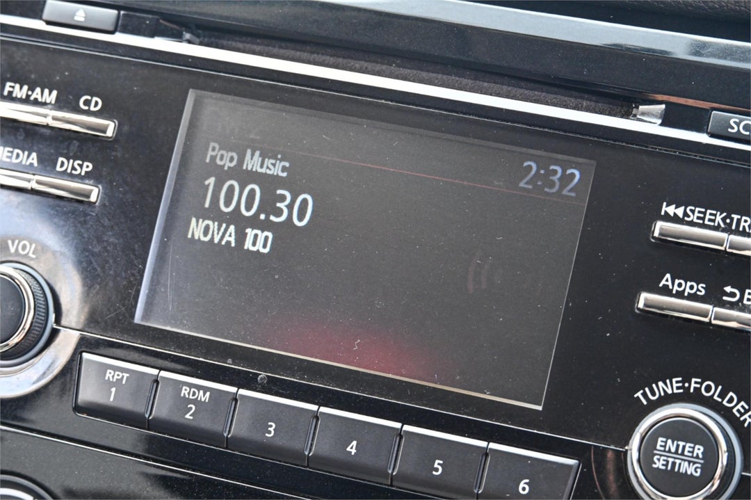 2015 Nissan Qashqai St, Manual, 127572 km, Photo 14