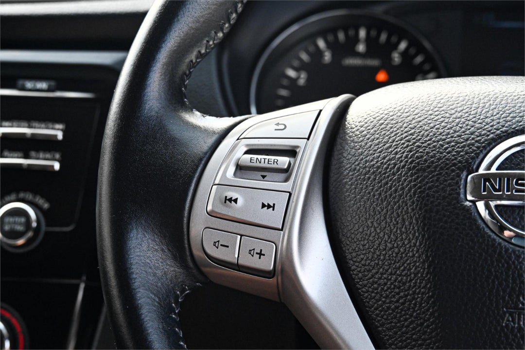 2015 Nissan Qashqai St, Manual, 127572 km, Photo 10