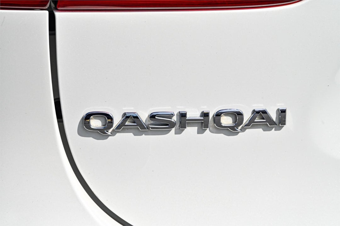 2015 Nissan Qashqai St, Manual, 127572 km, Photo 4