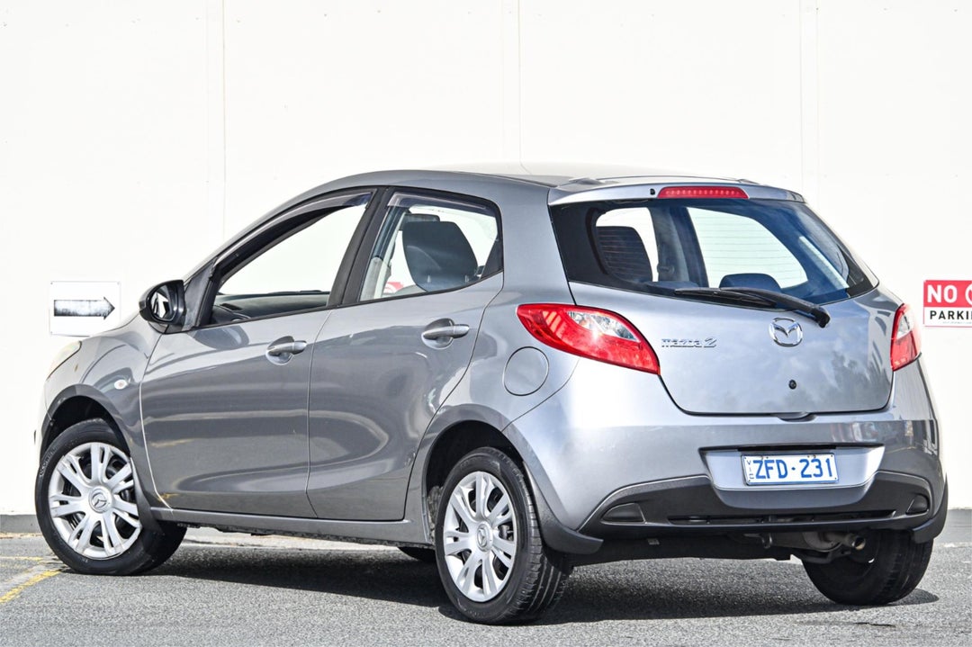 2012 Mazda 2 Neo, Automatic, 156369 km, Photo 2