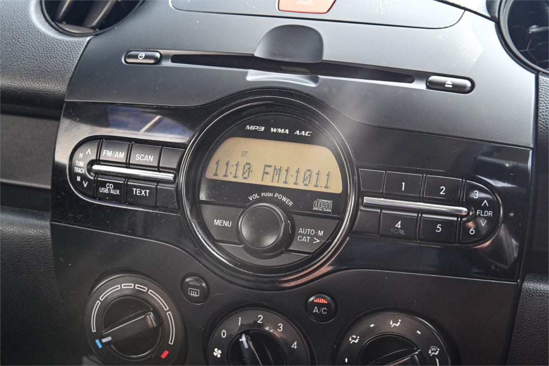 2012 Mazda 2 Neo, Automatic, 156369 km, Photo 13