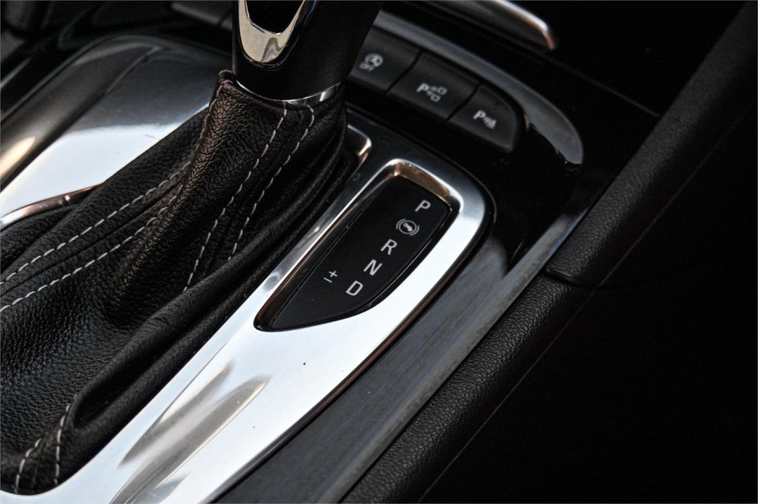 2018 Holden Commodore Rs, Automatic, 108447 km, Photo 8