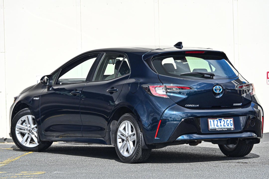 2021 Toyota Corolla Ascent Sport Hybrid, Manual, 79001 km, Photo 2