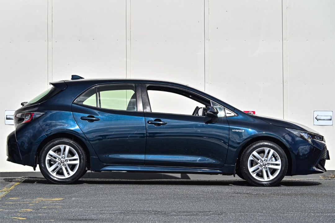 2021 Toyota Corolla Ascent Sport Hybrid, Manual, 79001 km, Photo 3