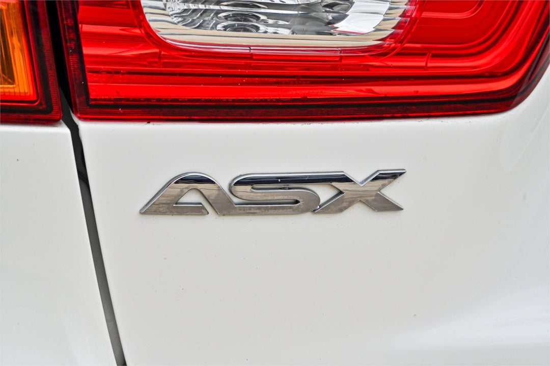 2014 Mitsubishi ASX Ls, Manual, 135903 km, Photo 4