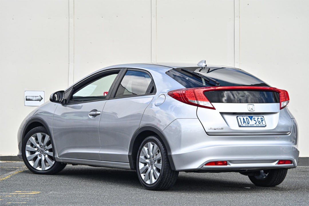 2013 Honda Civic Vti-ln, Automatic, 86744 km, Photo 2