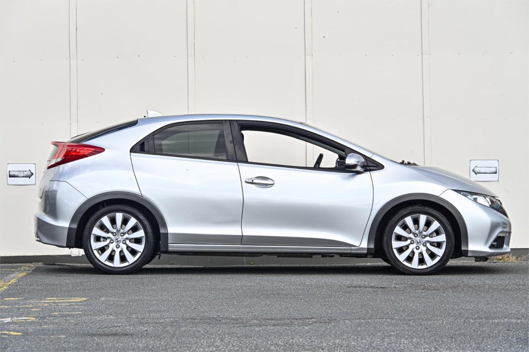 2013 Honda Civic Vti-ln, Automatic, 86744 km, Photo 3