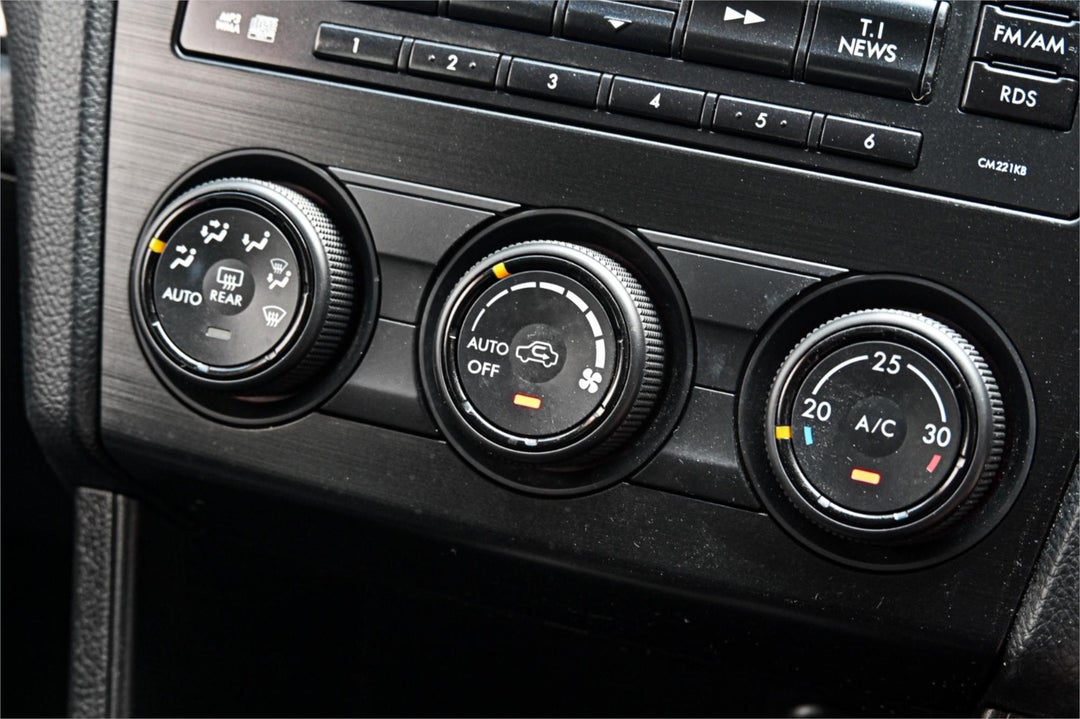 2012 Subaru Impreza 2.0i, Manual, 136141 km, Photo 13