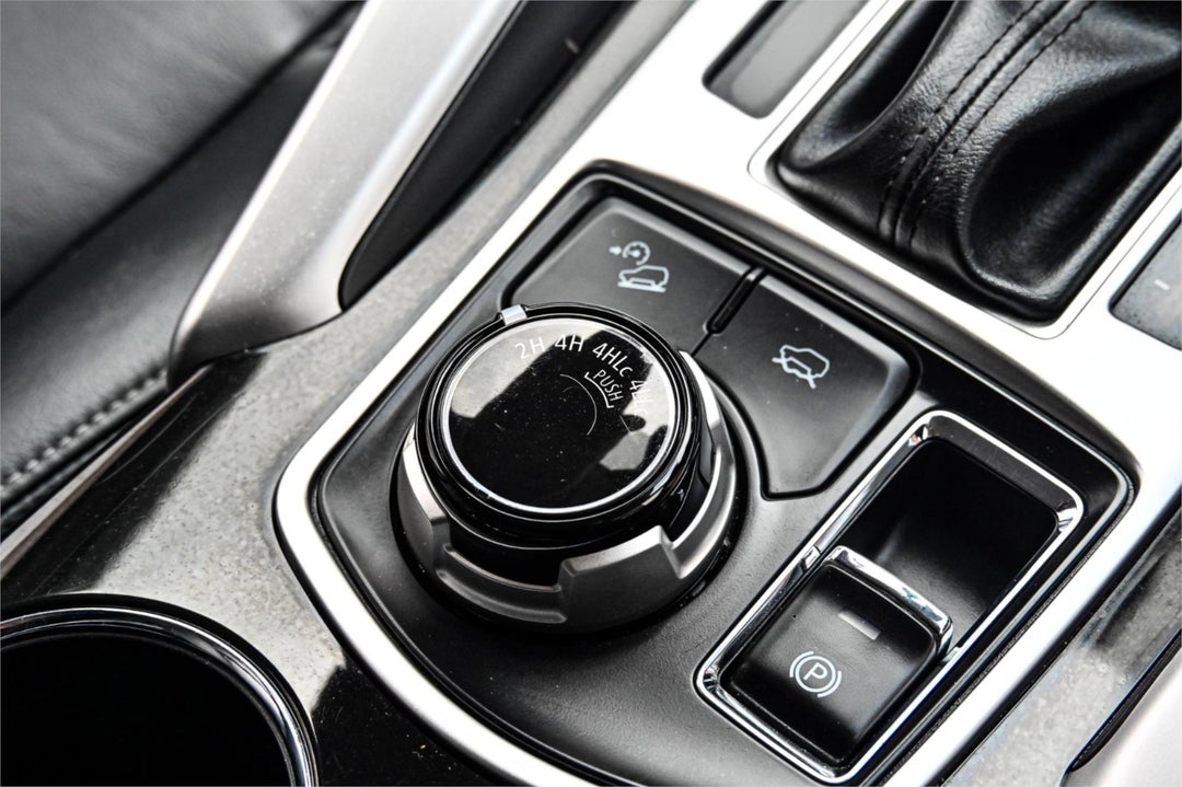 2015 Mitsubishi Pajero Sport Gls, Automatic, 141865 km, Photo 12