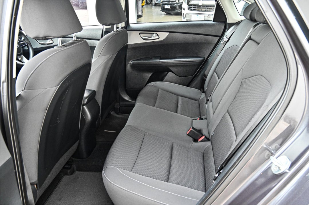 2020 Kia Cerato S, Automatic, 52071 km, Photo 17