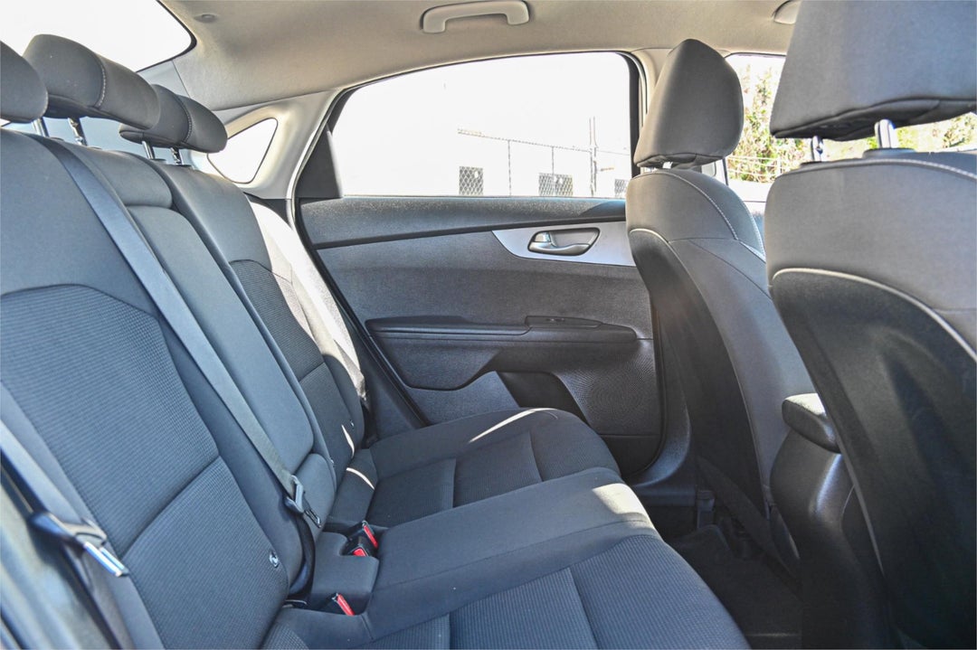 2019 Kia Cerato S, Automatic, 44075 km, Photo 19