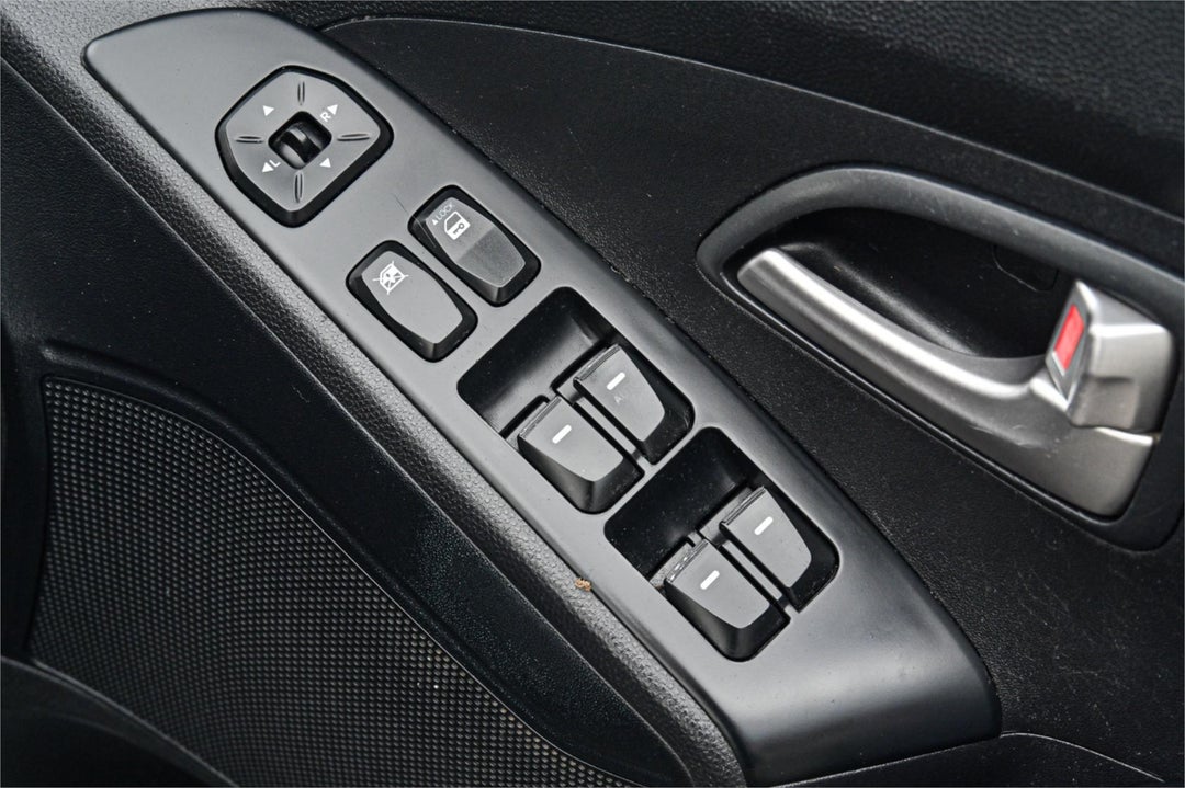 2013 Hyundai Ix35 Active, Automatic, 189638 km, Photo 14