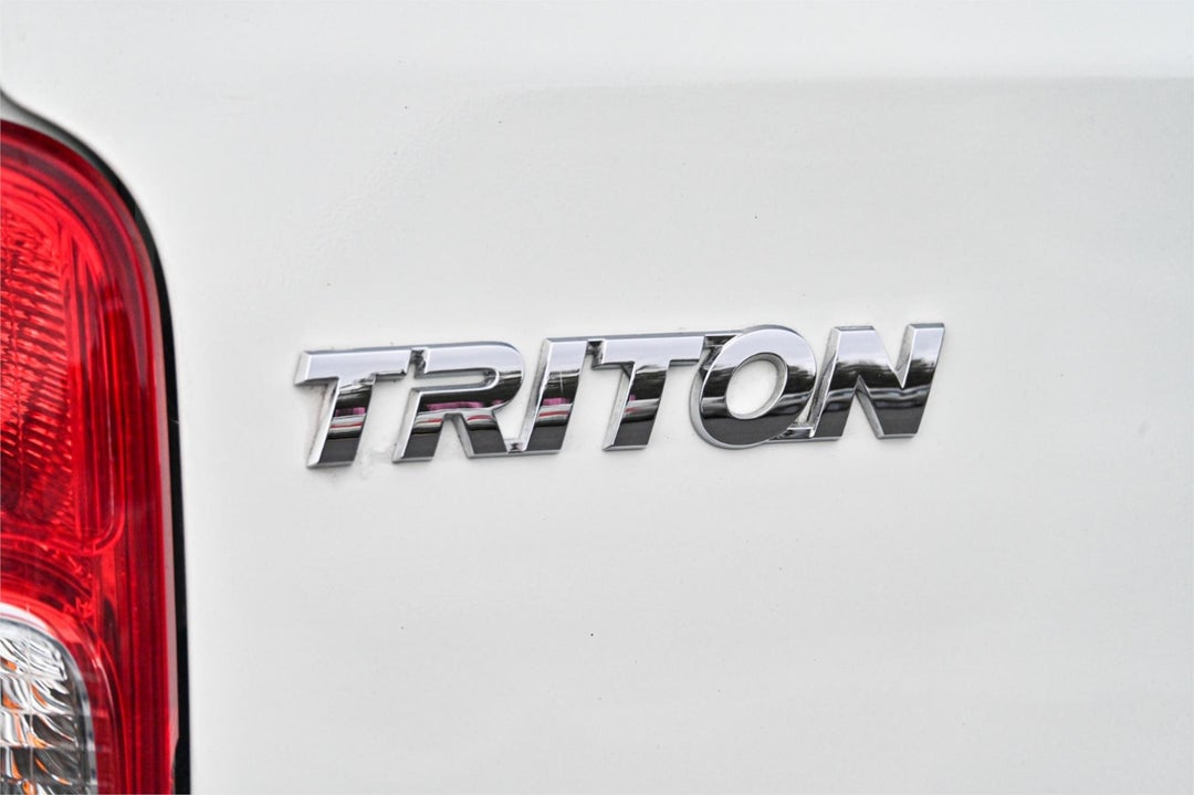 2017 Mitsubishi Triton Glx, Manual, 135943 km, Photo 5