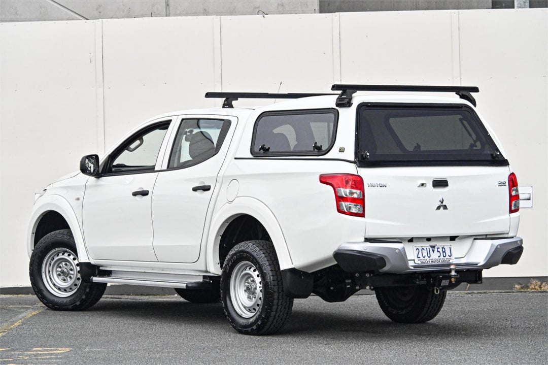 2017 Mitsubishi Triton Glx, Manual, 135943 km, Photo 2