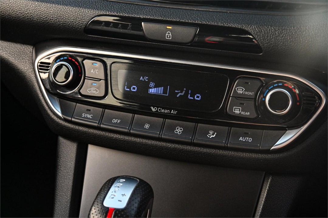 2022 Hyundai i30 N Line, Automatic, 85990 km, Photo 17