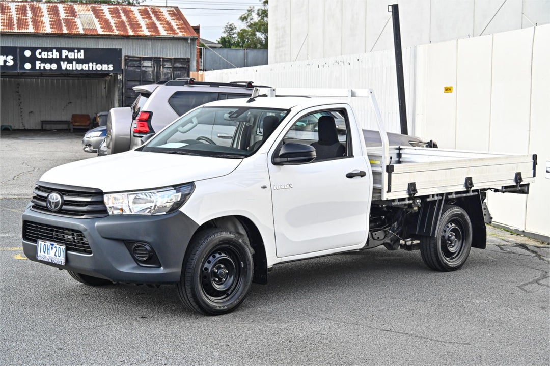 2019 Toyota Hilux Workmate, Automatic, 97376 km, Photo 2